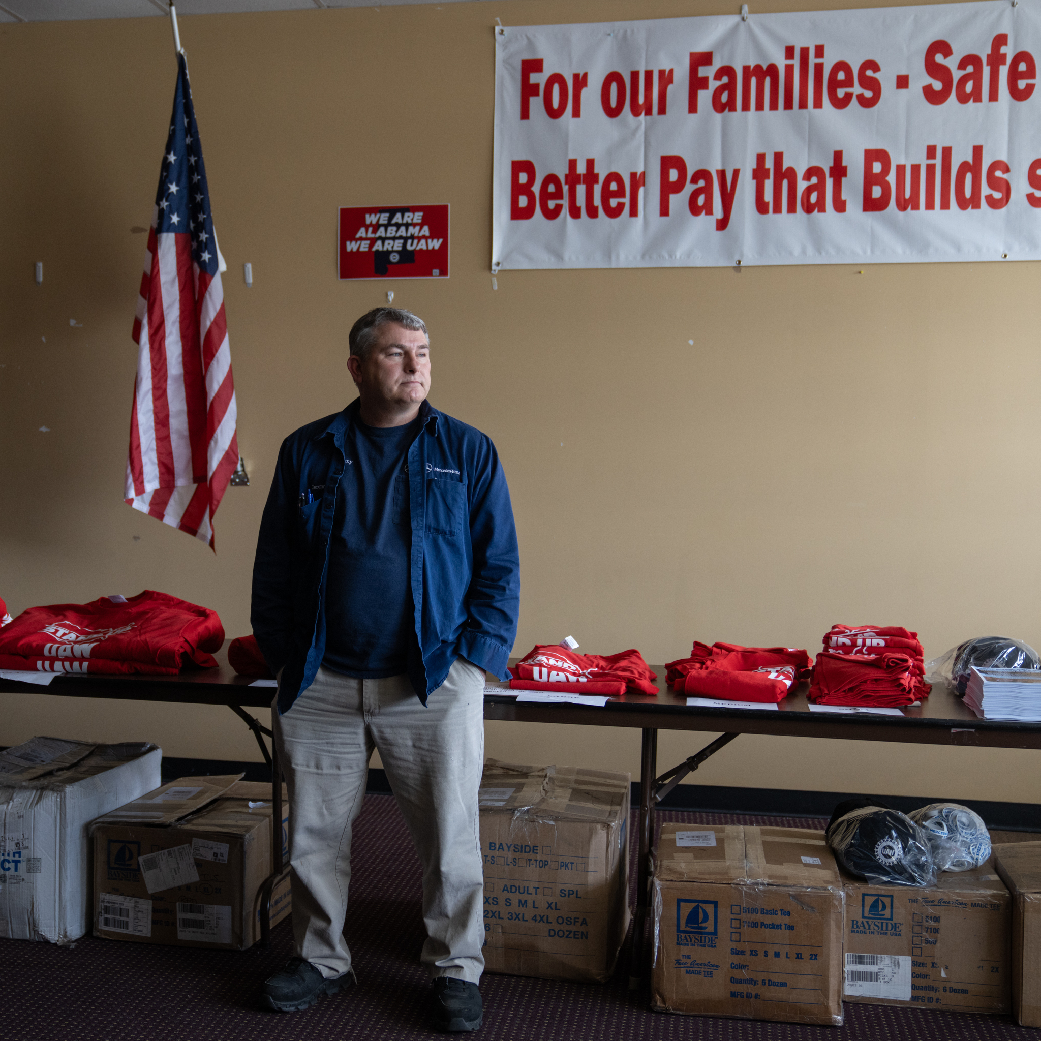 Seeking to defy history, the UAW is coming closer to unionizing in the South - Vimarsana News