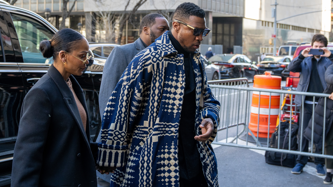 Jonathan Majors avoids jail time in domestic violence sentencing : NPR - Vimarsana News