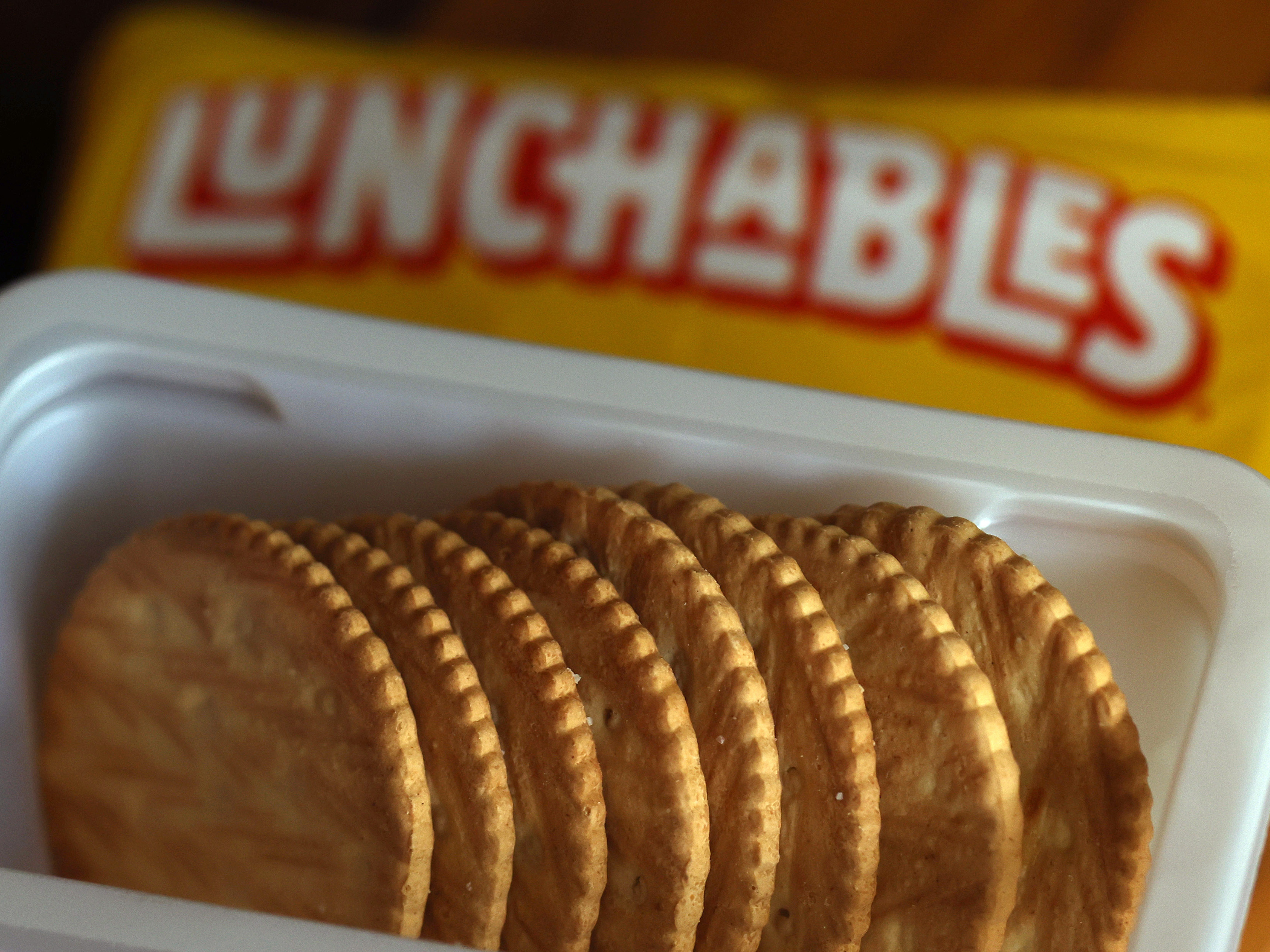 Consumer Reports asks USDA to remove Lunchables from schools' lunch menus - Vimarsana News