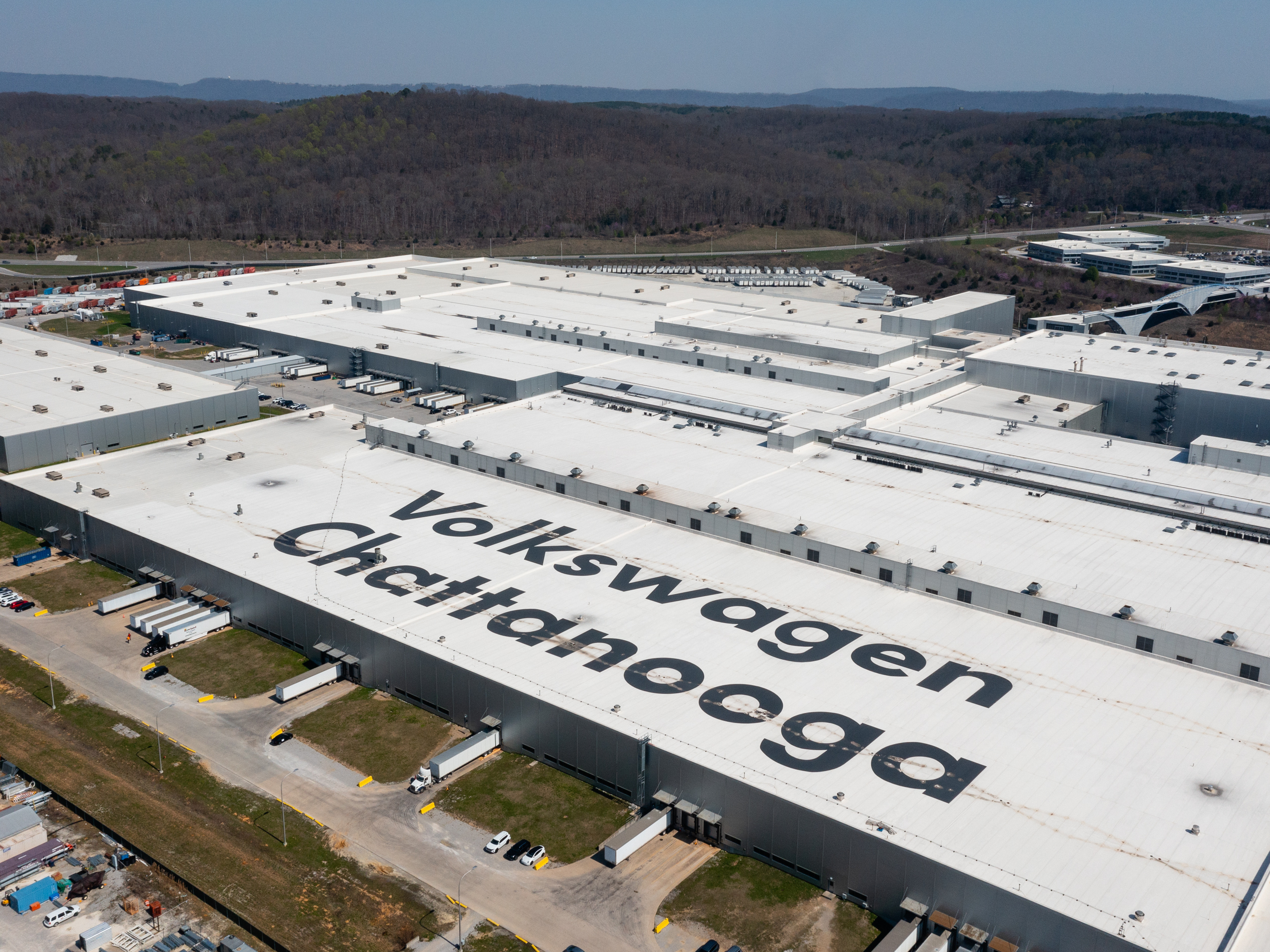 Some 4,300 hourly workers at this Volkswagen automobile assembly plant in Chattanooga, Tenn., are voting this week on whether to join the United Auto Workers union. (Getty Images)