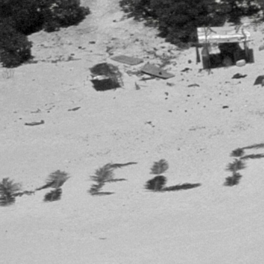 3 men stranded on a Pacific island were rescued by spelling 'help' with palm leaves - Vimarsana News