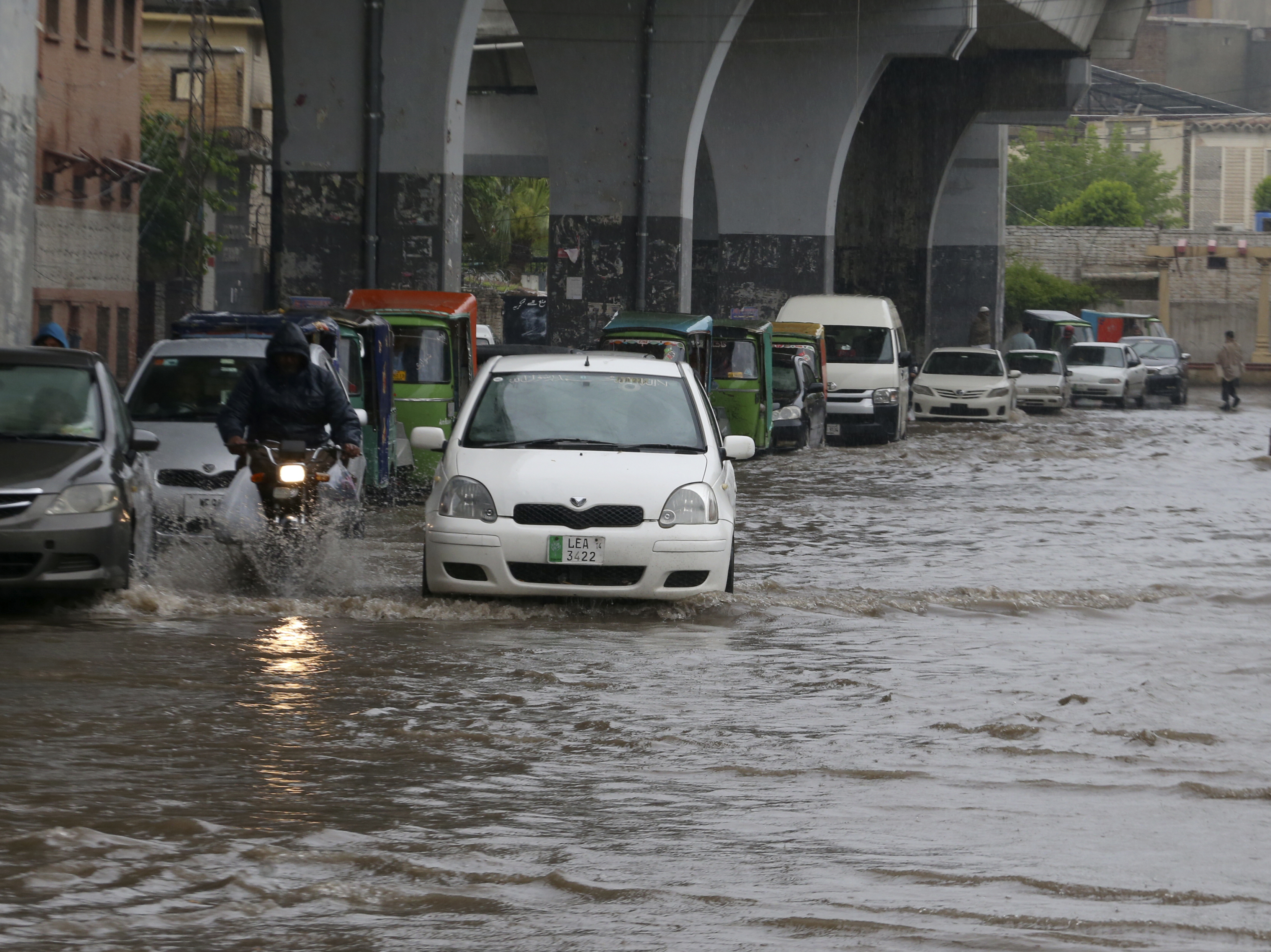 Lightning, rains kill 36 people in Pakistan