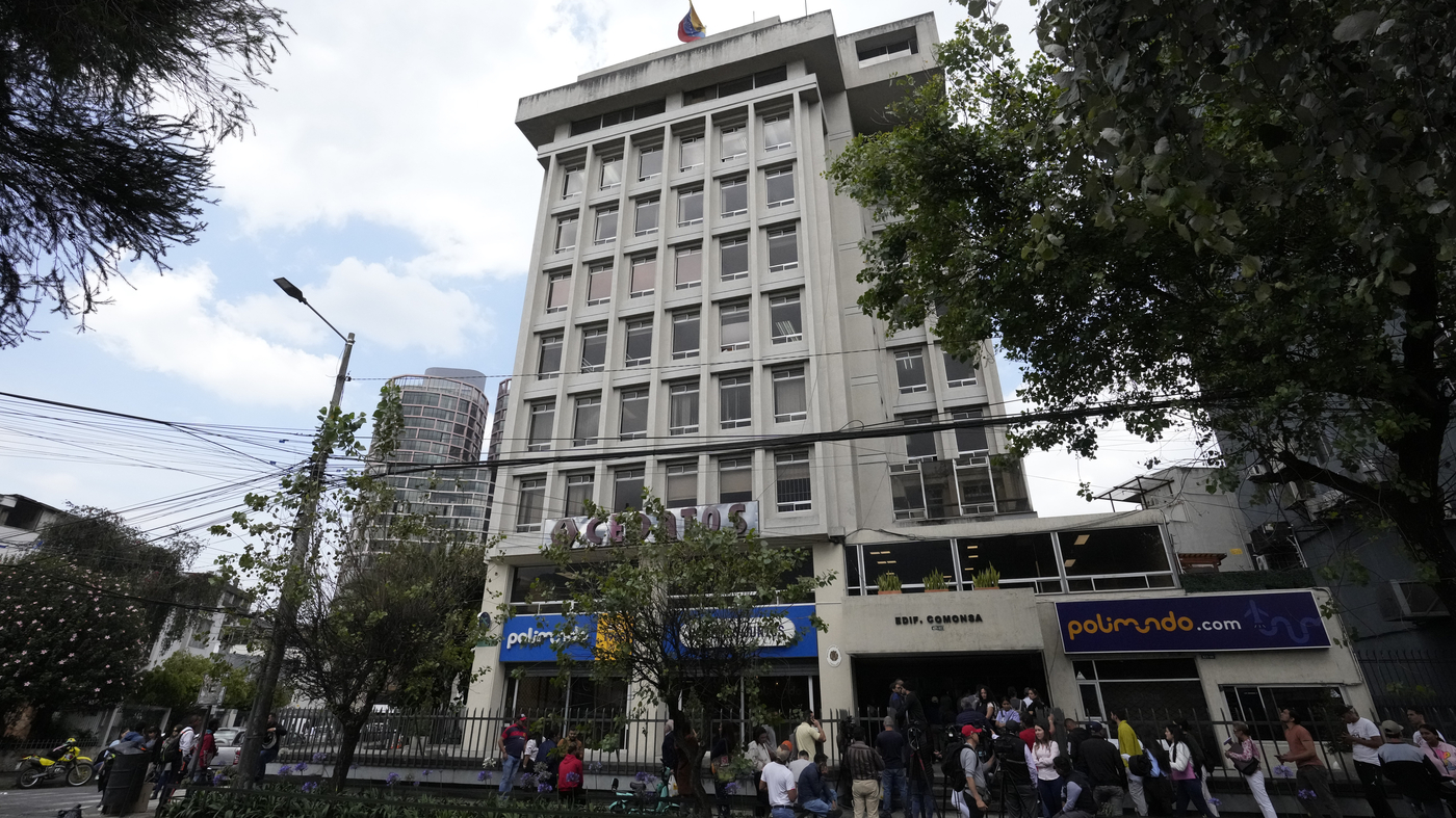 Venezuela orders the closure of its embassy in Ecuador