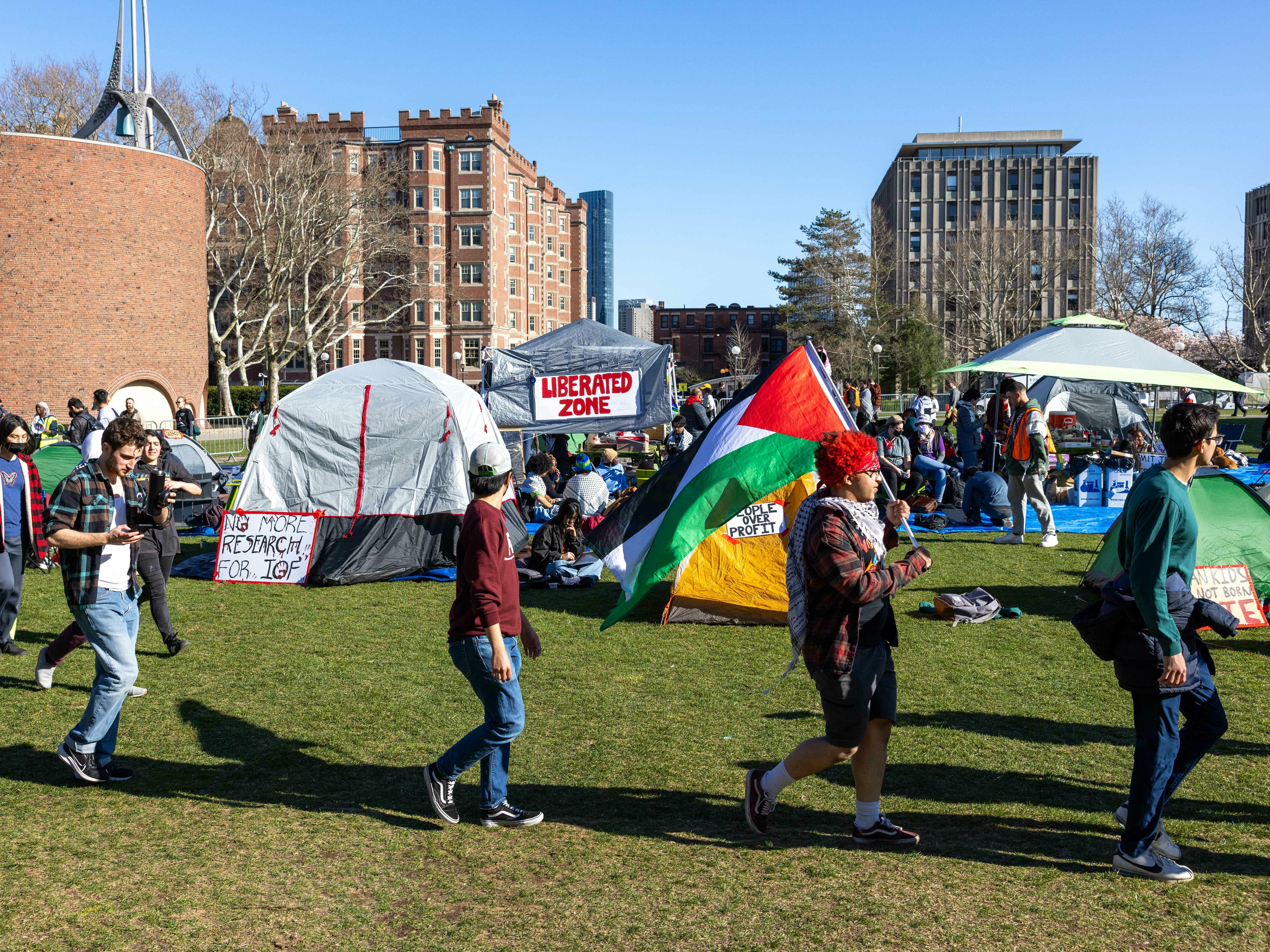 Pro-Palestinian encampments and protests spread on college campuses across the U.S. - Vimarsana News