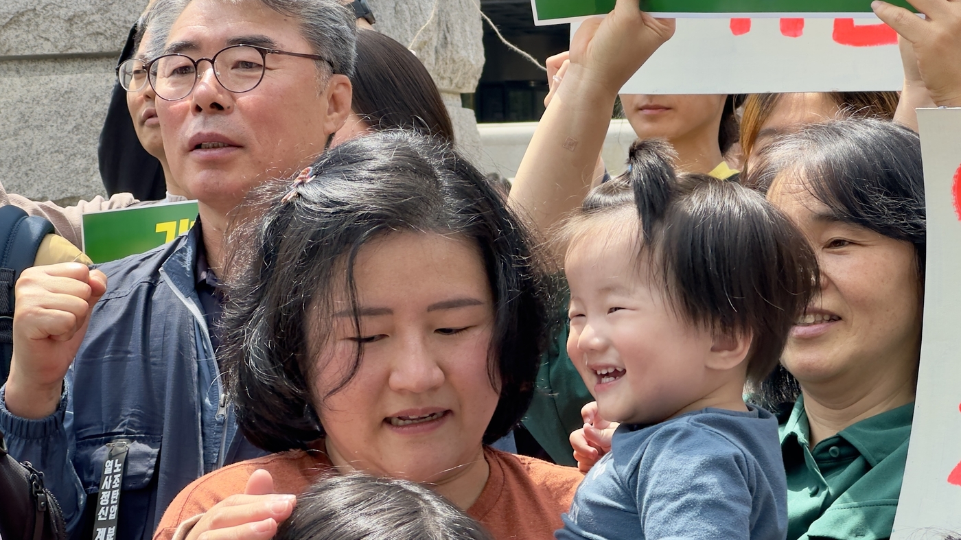 South Koreans sue government over climate change, saying policy violates human rights