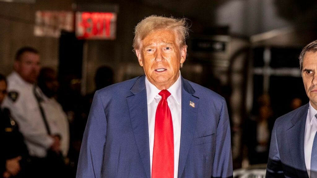 Ehemaliger Verleger des Boulevardblatts schildert seine Handlungen im ...