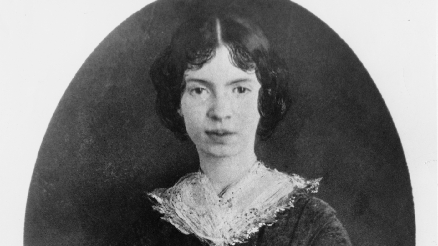 Emily Dickinson's singular voice comes into focus in a new collection of letters : NPR - Vimarsana News