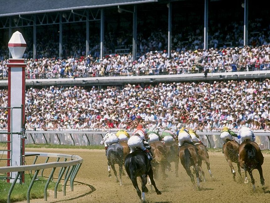 May 1988: General view of the Kentucky Derby at Churchill Downs in Louisville, Kentucky. (Allsport/Getty Images)