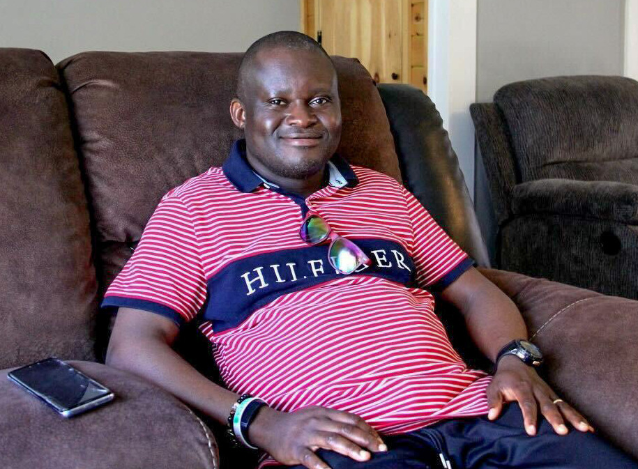 Some cities allow noncitizens to vote in local elections. Their turnout is quite low 1 The city of Burlington pays outreach workers like Jules Wetchi, an immigrant from the Democratic Republic of Congo, to connect with immigrants on noncitizen voting.