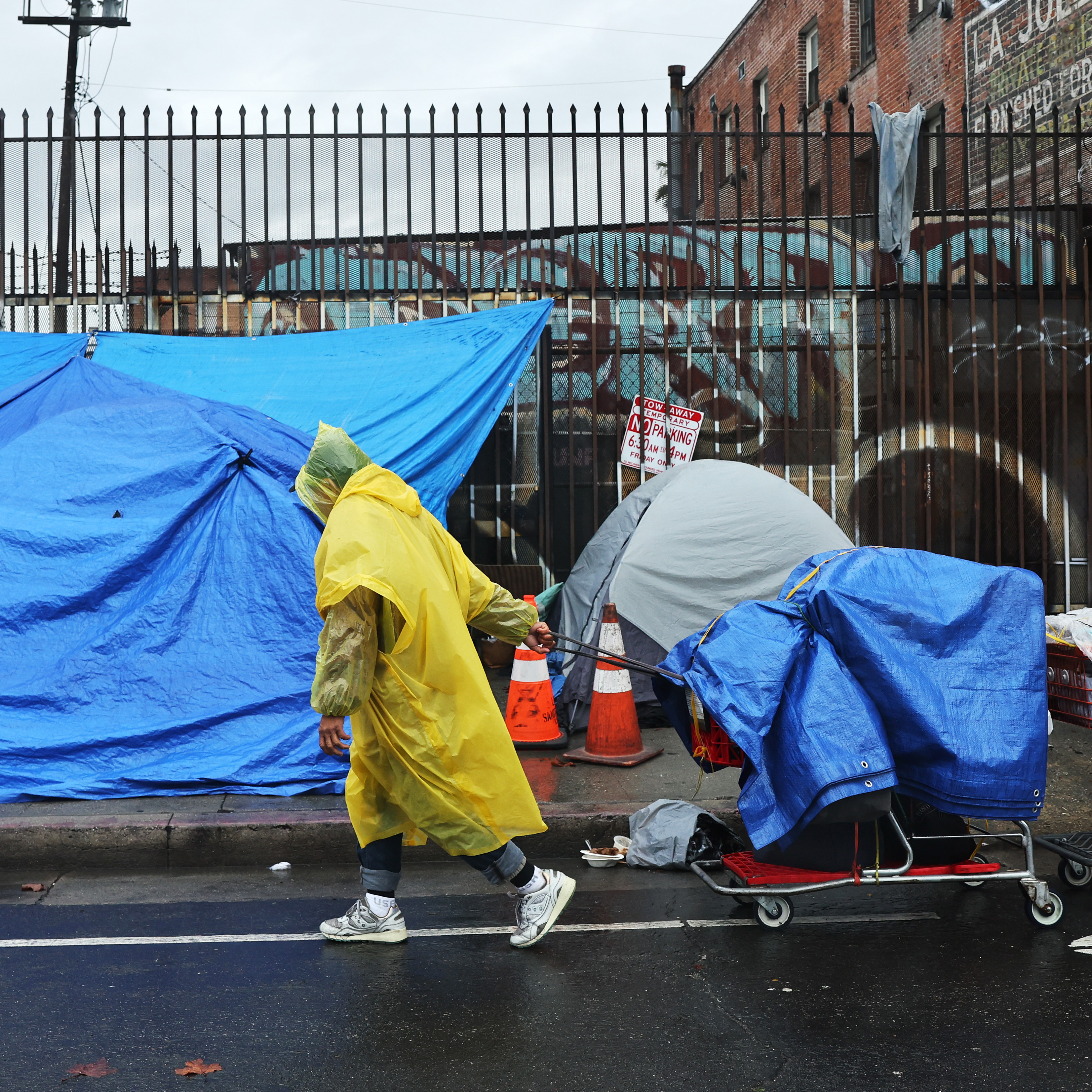 Amid record homelessness, a Texas think tank tries to upend how states tackle it - Vimarsana News