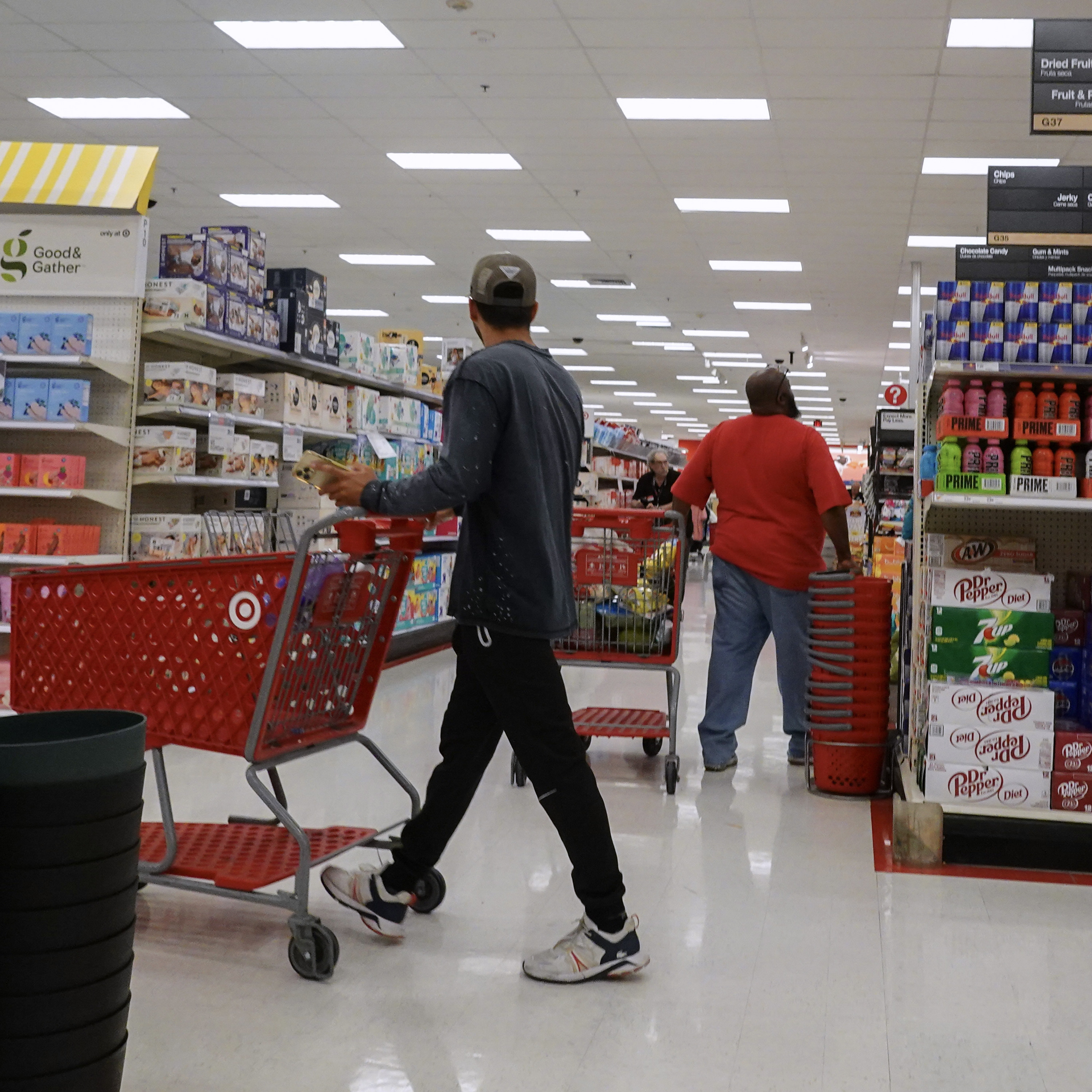 Target is cutting prices on 5,000 items including milk, butter and pet food - Vimarsana News