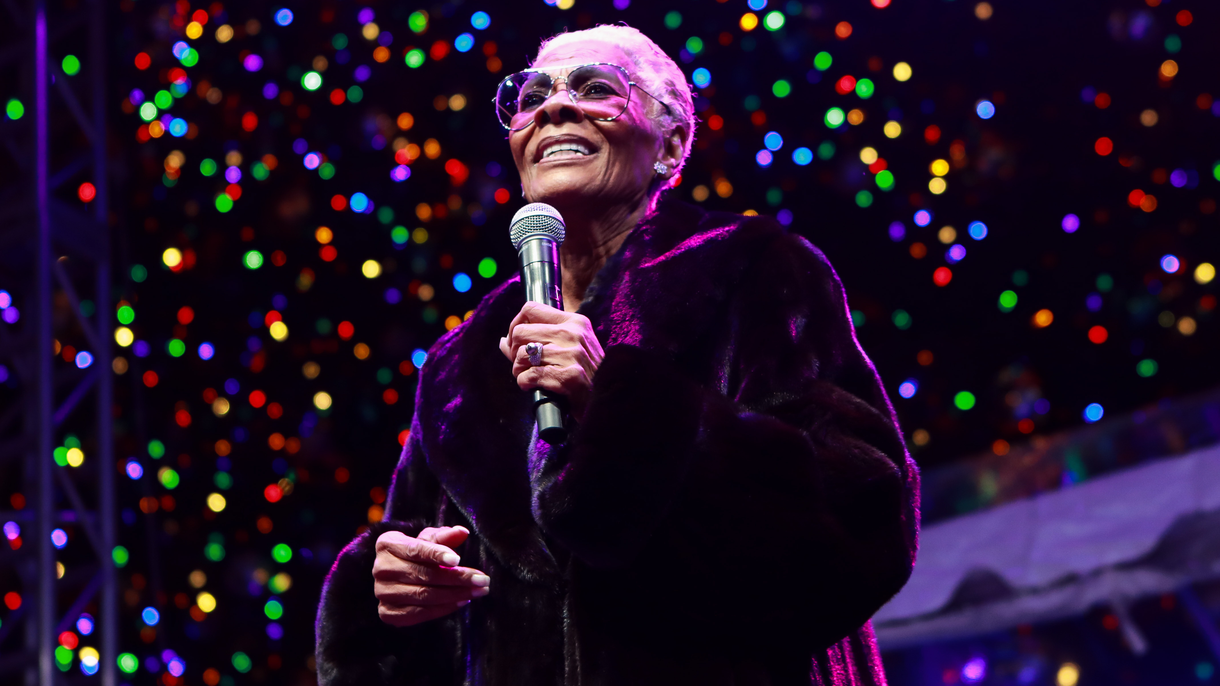 Dionne Warwick joins us in Kansas City to talk Twitter and Sidney Poitier