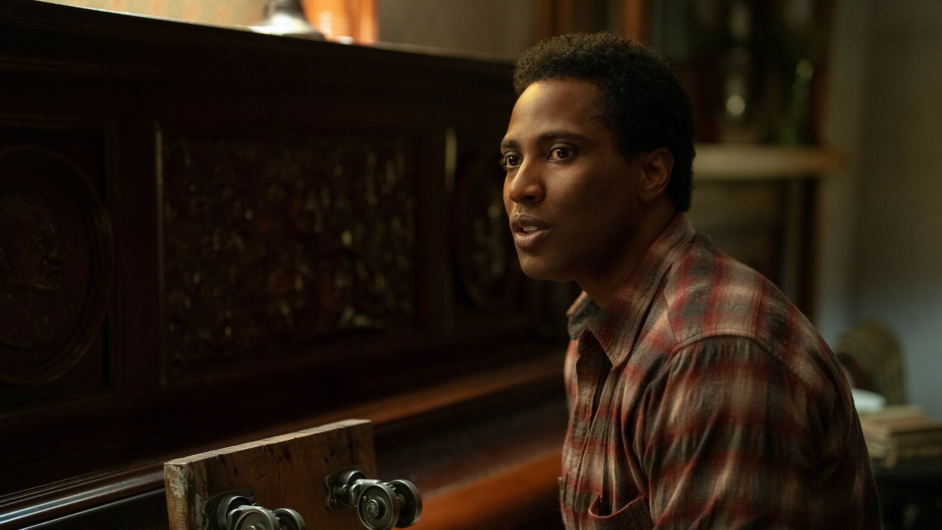 John David Washington as Boy Willie in <em>The Piano Lesson</em>.