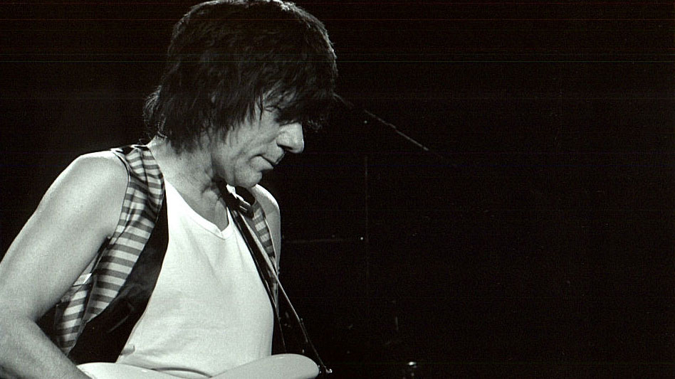 Jeff Beck Looks Back in Never-Before-Heard Interview Audio