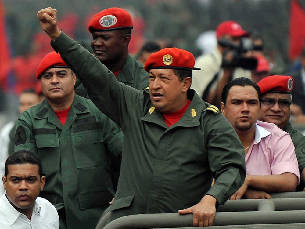 Hugo Chavez baseball career gave way to politics