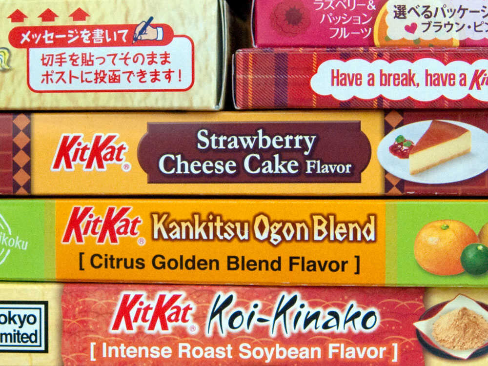 Kit Kats from Japan are so different from our own. Small bite size  chocolates with over 300 flavours. Looking forward to the Sake liquor  version I've ordered. : r/CasualUK