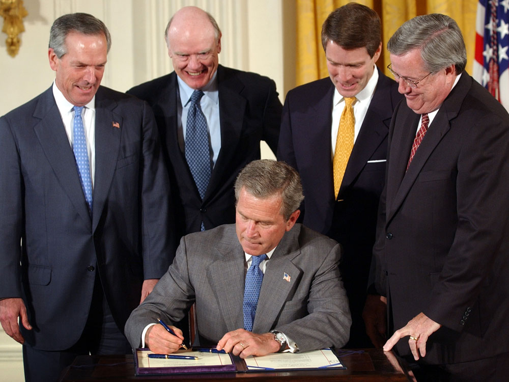 as-clock-ticks-lawmakers-revisit-bush-tax-cuts-ncpr-news