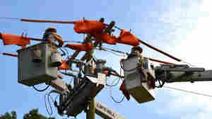 If the internet was a utility, could more cities provide it?