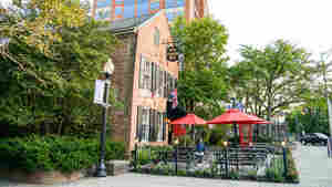 Tales From The Tavern: Live From The Olde English Pub