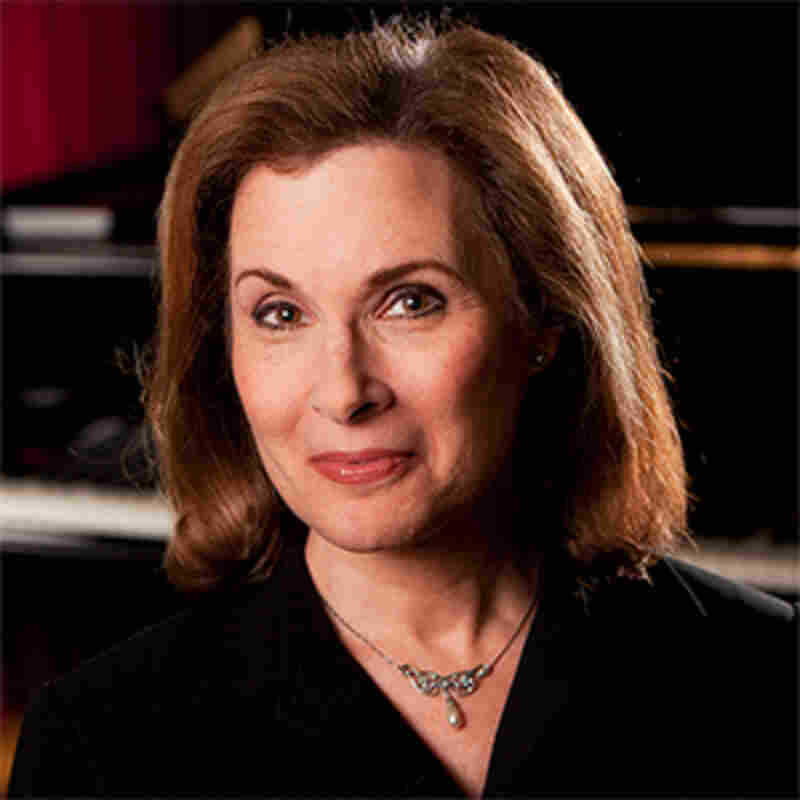 City Lights with Lois Reitzes
