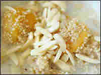 Quinoa porridge with almonds and apricots