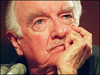 In 1991, Walter Cronkite testified before the US Senate Committee about Pentagon rules on media access to the Persian Gulf War. (Getty Images)